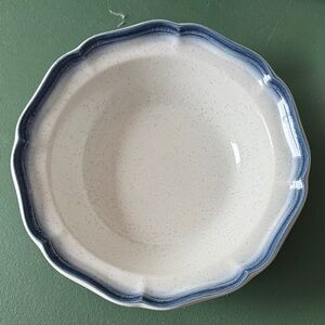 Mikasa Country Club blue rim 9" vegetable serving bowl